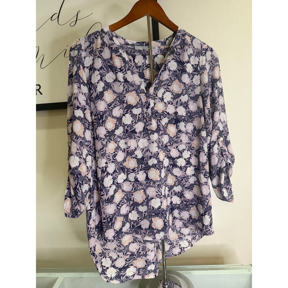Daniel Rainn Floral V-Neck Blouse-Size Medium